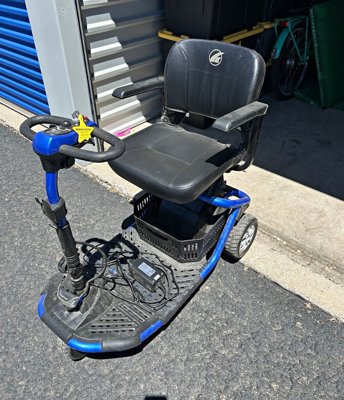 Golden Technologies LiteRider 4-Wheel Scooter Swivel Seat Blue