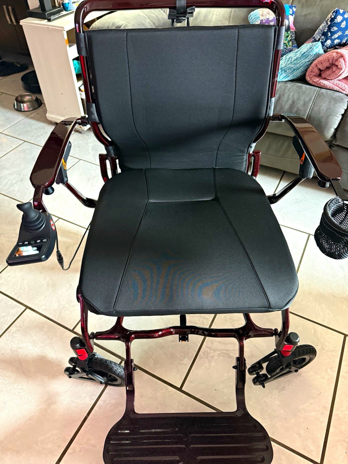Jazzy Carbon HD Foldable Power Wheelchair Black w/ Battery & Charger.
